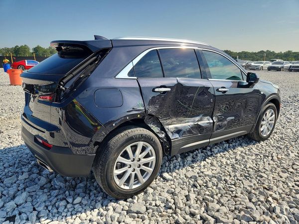 2023 CADILLAC XT4 Luxury