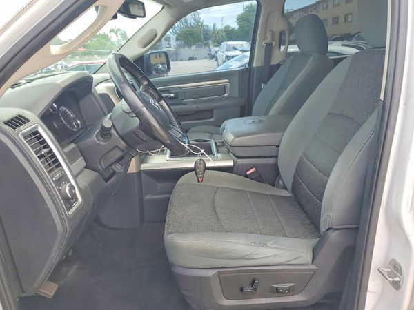 2014 RAM 1500 SLT