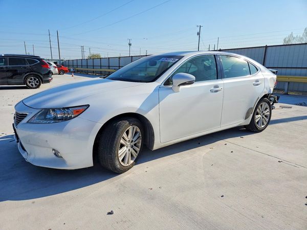 2015 LEXUS ES