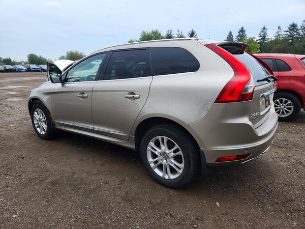 2015 VOLVO XC60 Premier+ (non R design) — DSRA