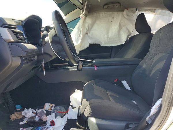 2025 TOYOTA CAMRY — DENT
