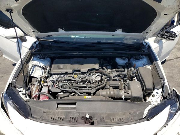 2025 TOYOTA CAMRY — Engine bay