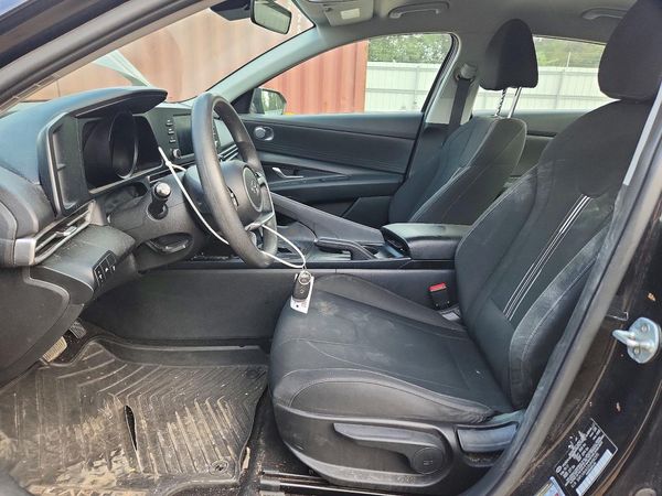 2021 HYUNDAI ELANTRA