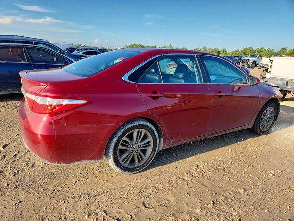 2016 TOYOTA CAMRY