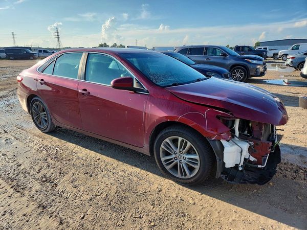 2016 TOYOTA CAMRY