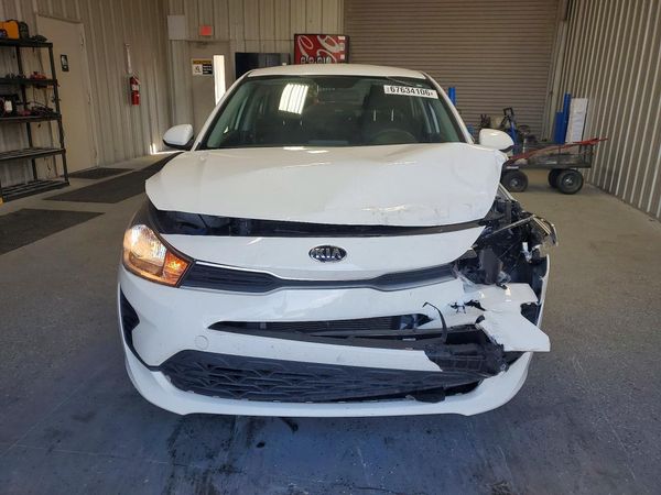 2021 KIA RIO