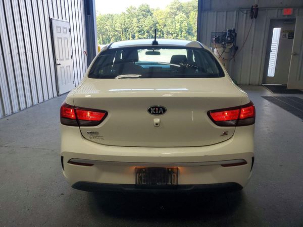 2021 KIA RIO