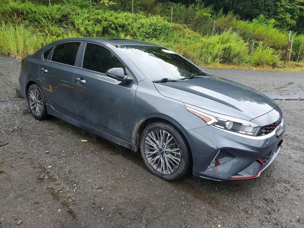 2022 KIA FORTE