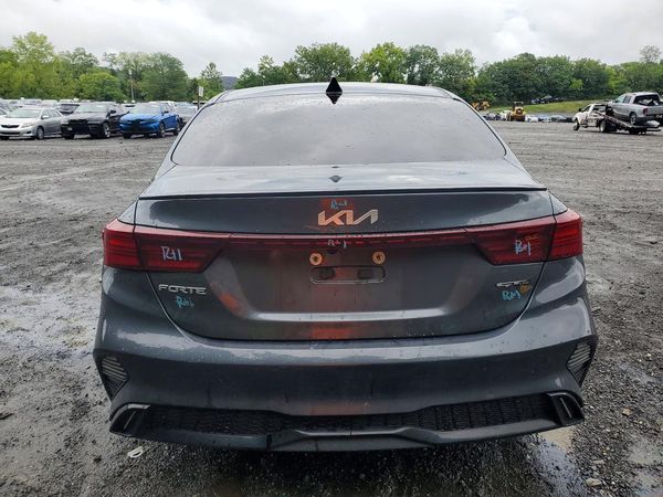 2022 KIA FORTE