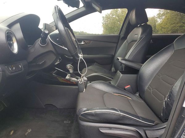 2022 KIA FORTE