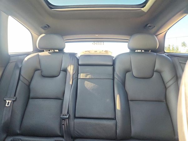 2018 VOLVO XC60 Inscription — SUVN
