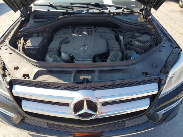2015 MERCEDES-BENZ GL