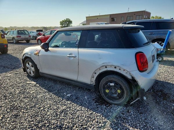 2015 MINI COOPER