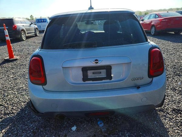 2015 MINI COOPER