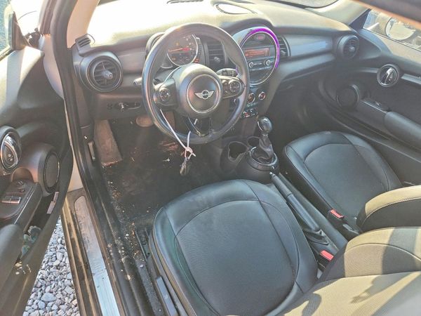 2015 MINI COOPER