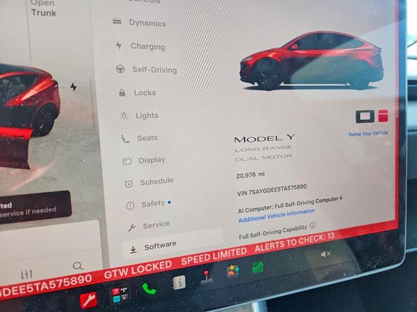 2026 TESLA MODEL Y