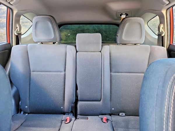2015 TOYOTA RAV4 XLE (M Grade)