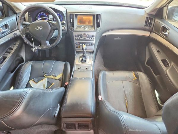 2013 INFINITI G37