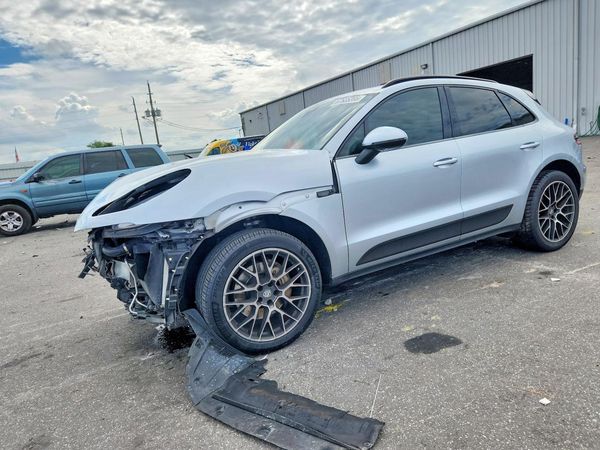 2018 PORSCHE MACAN Macan S