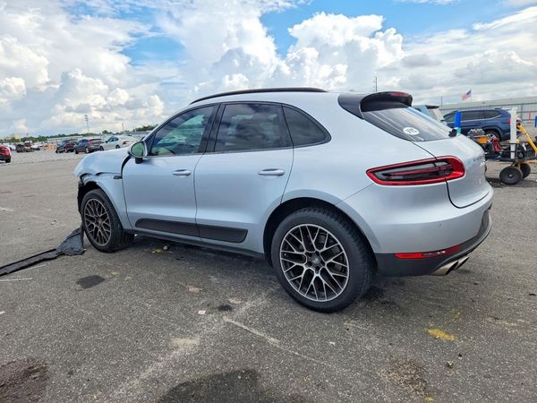 2018 PORSCHE MACAN Macan S