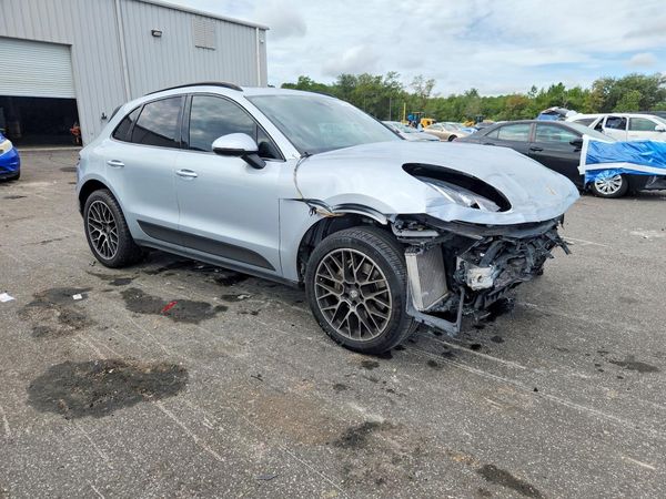 2018 PORSCHE MACAN Macan S