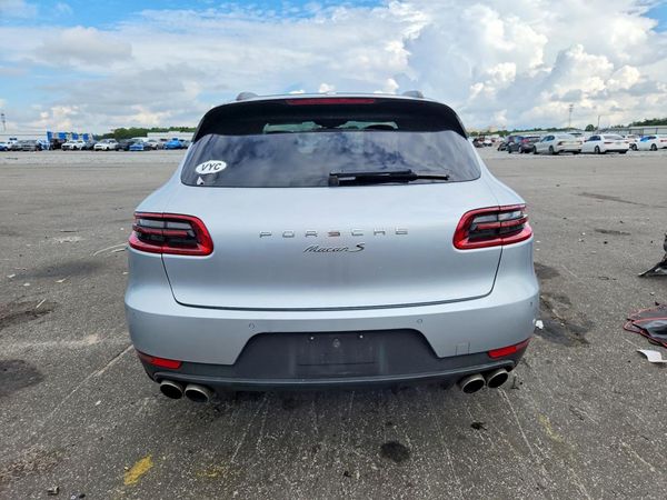 2018 PORSCHE MACAN Macan S