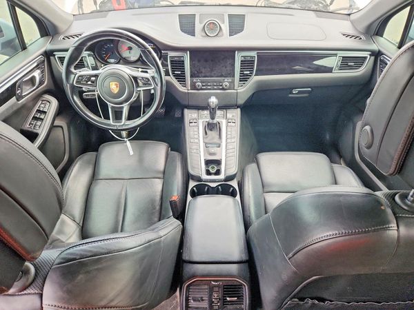 2018 PORSCHE MACAN Macan S