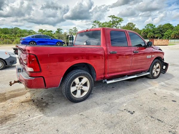 2013 RAM 1500 ST