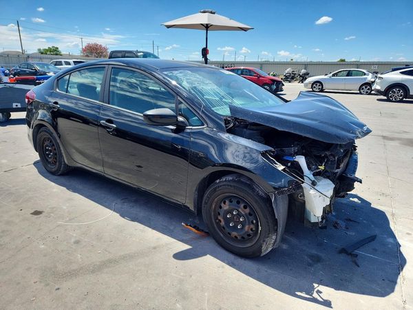 2017 KIA FORTE