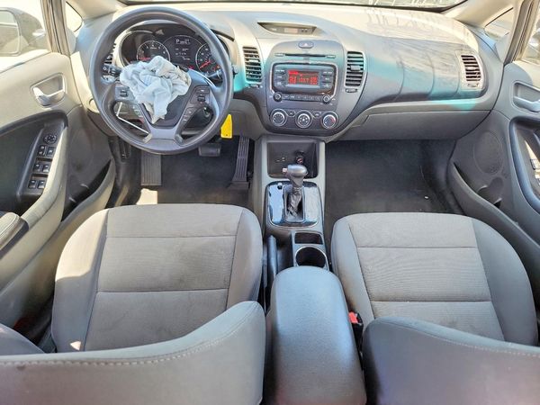 2017 KIA FORTE