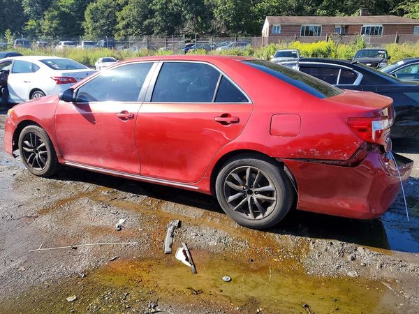 2013 TOYOTA CAMRY