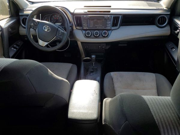 2015 TOYOTA RAV4 LE (X Grade) — CKPT