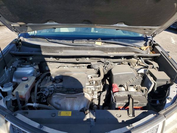 2015 TOYOTA RAV4 LE (X Grade) — Engine bay
