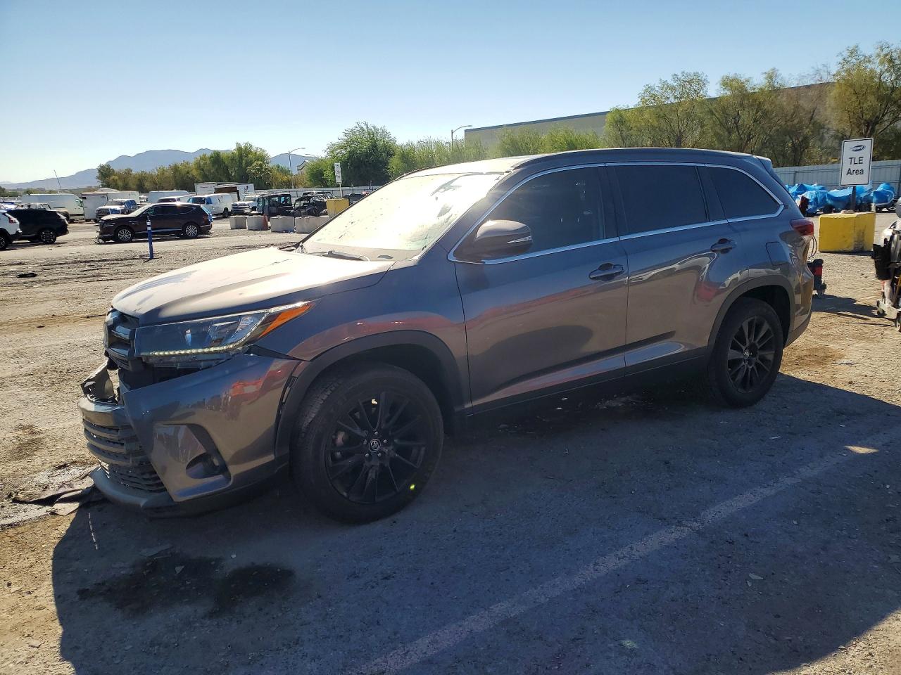 2019 TOYOTA HIGHLANDER