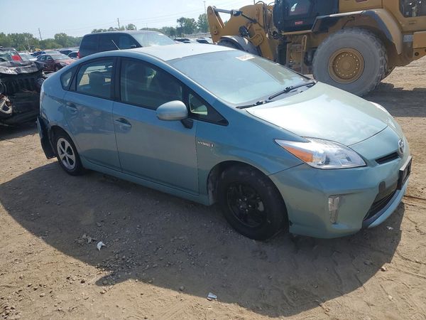 2012 TOYOTA PRIUS
