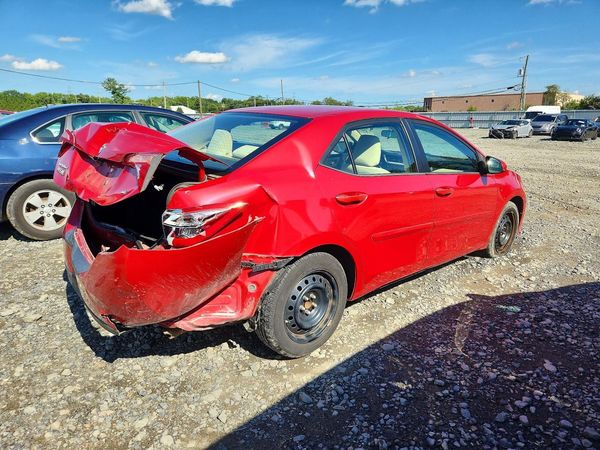 2017 TOYOTA COROLLA