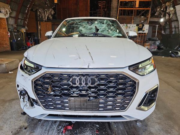 2022 AUDI Q5
