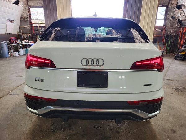 2022 AUDI Q5