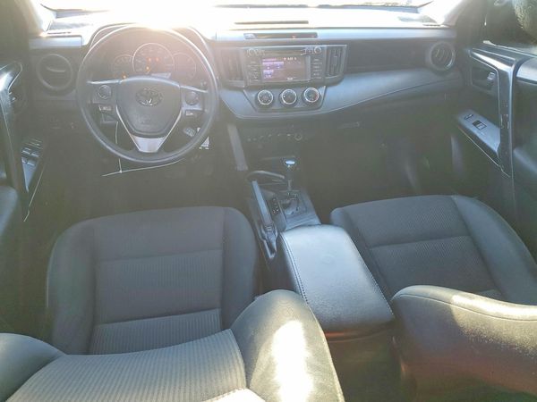 2016 TOYOTA RAV4 LE (X Grade)