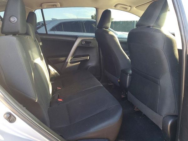 2016 TOYOTA RAV4 LE (X Grade)