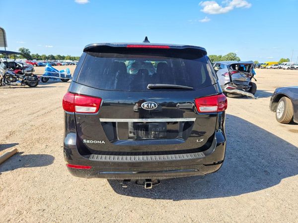 2017 KIA SEDONA LX