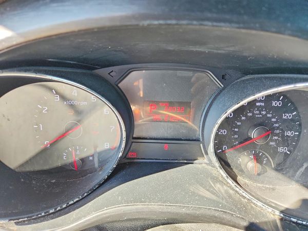 2017 KIA SEDONA LX