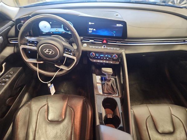 2021 HYUNDAI ELANTRA Limited