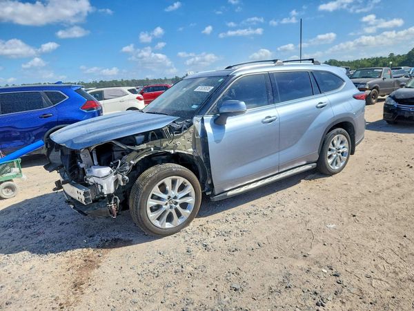 2022 TOYOTA HIGHLANDER