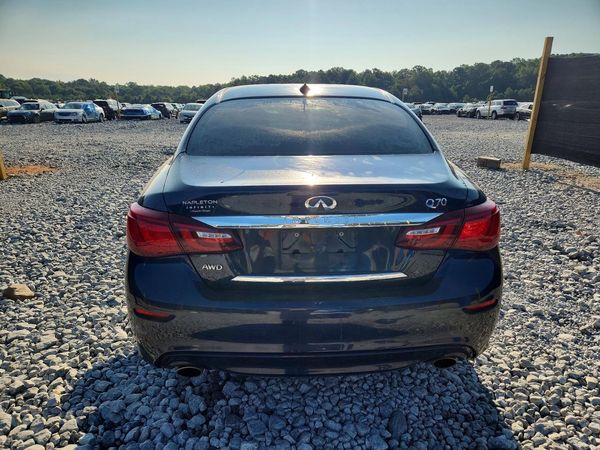 2018 INFINITI Q70