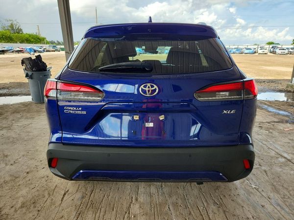 2023 TOYOTA COROLLA CROSS XLE — DIRR