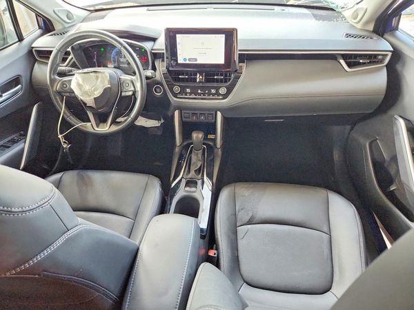 2023 TOYOTA COROLLA CROSS XLE — CKPT