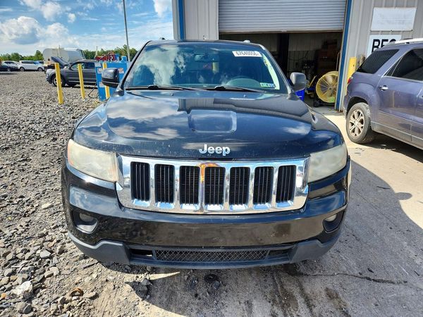 2013 JEEP CHEROKEE Laredo