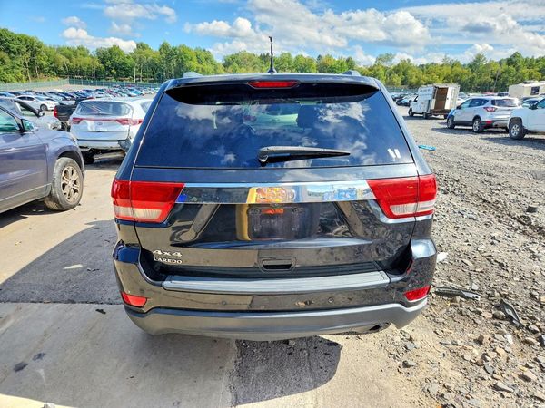 2013 JEEP CHEROKEE Laredo