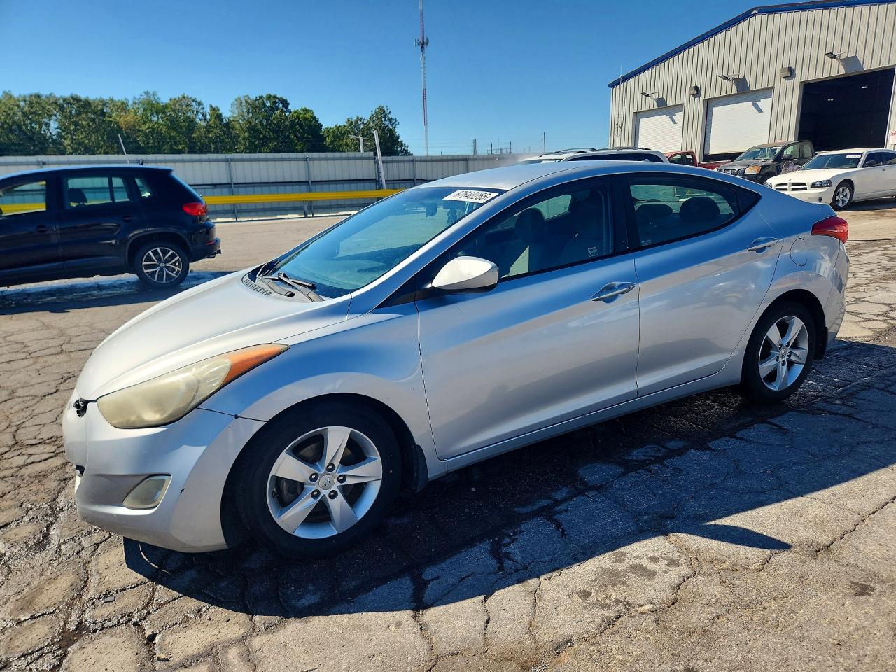 2013 HYUNDAI ELANTRA